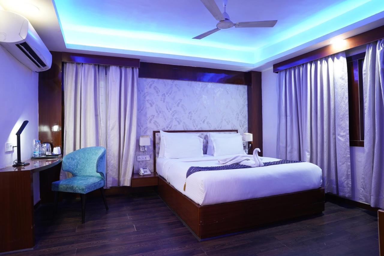 Hotel Emirates Kolkata Ngoại thất bức ảnh
