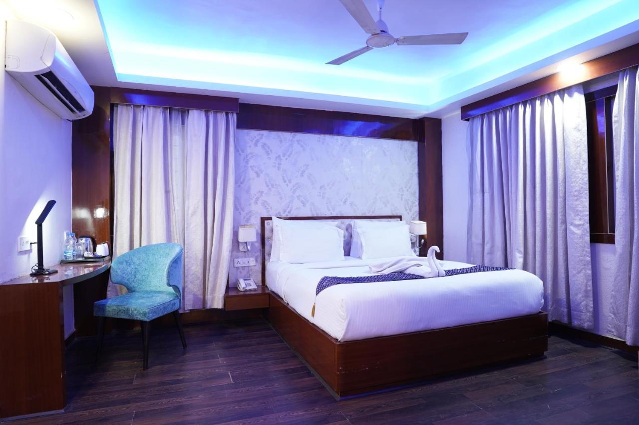 Hotel Emirates Kolkata Ngoại thất bức ảnh