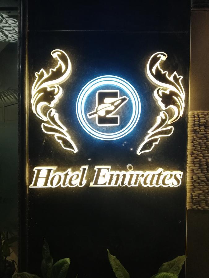 Hotel Emirates Kolkata Ngoại thất bức ảnh